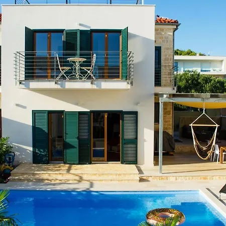 Villa Sunce *