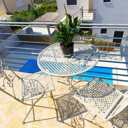 Sunce Villa *